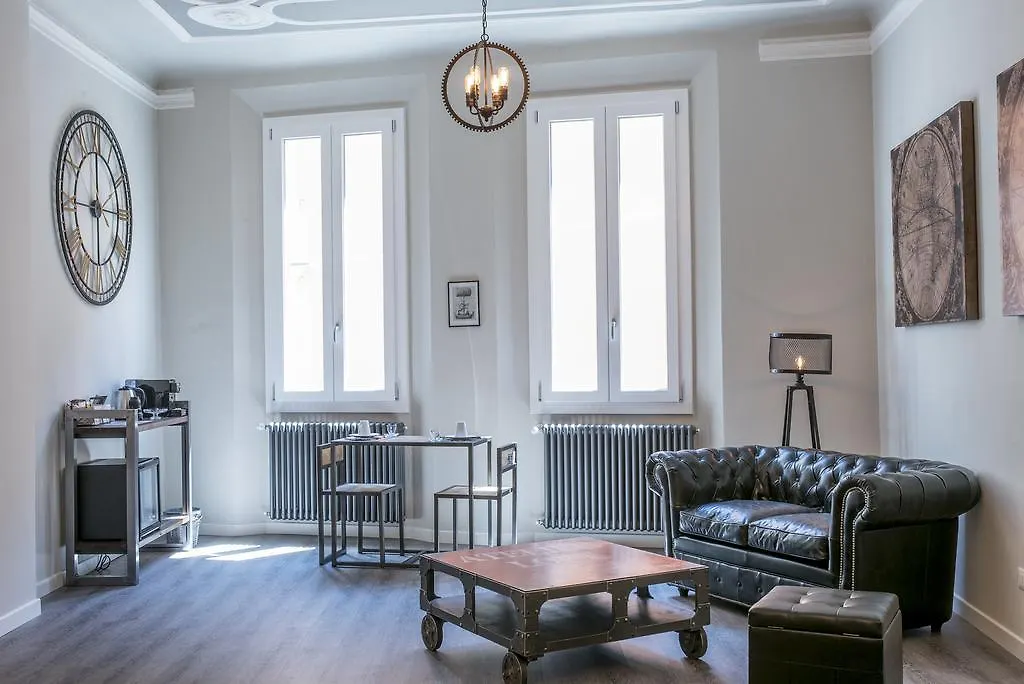 Steam House Room & Breakfast Bologna Guest house