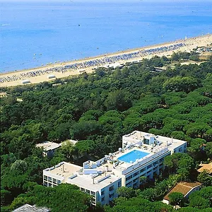https://apartment-pine-wood.hotelinveneto.com